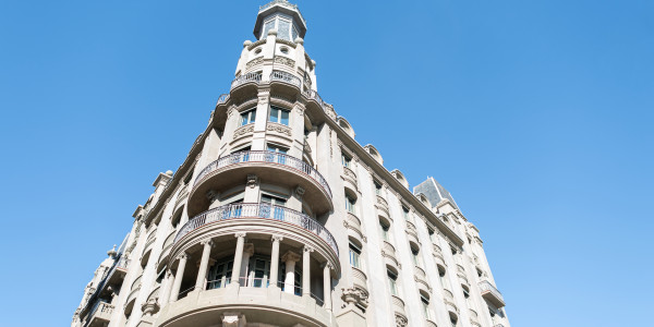 Pintar Fachadas de Empresas / Negocios / Locales Comerciales Segorbe · Restauración de Fachadas Antiguas